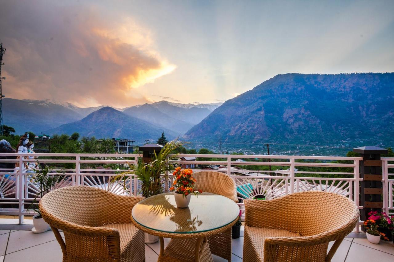 Anand Vardhan Resorts Manāli Εξωτερικό φωτογραφία